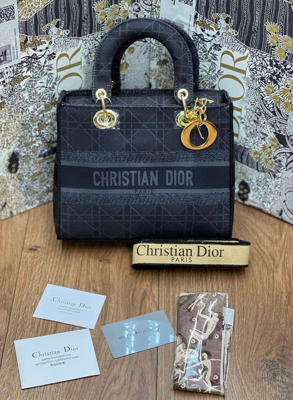 тканевая сумка christian dior,сумка диор,сумка dior,сумка,сумка dior женская