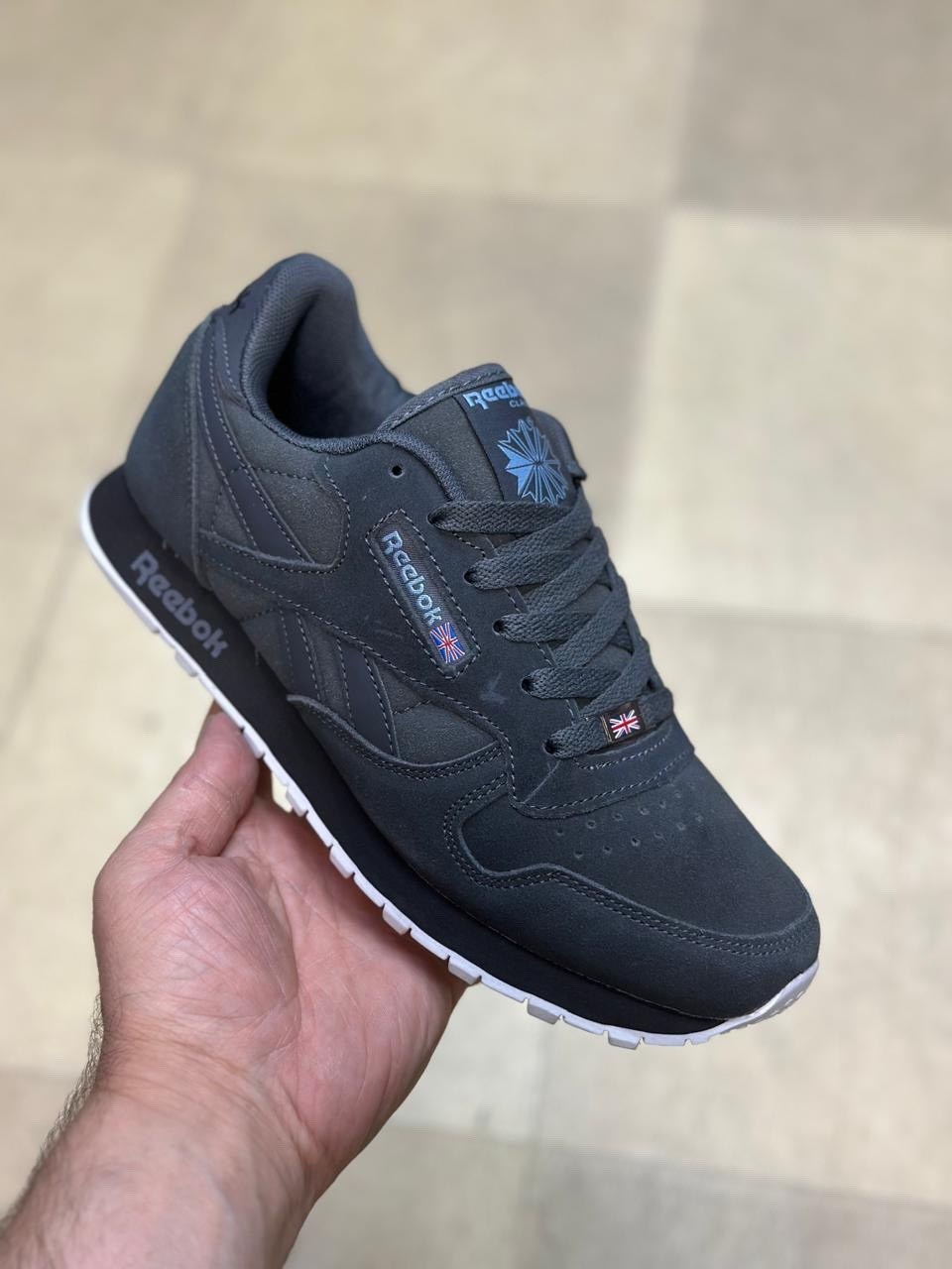 ,кроссовки boss,кроссовки boss panelled leather sneakers черный,кроссовки мужские,кроссовки boss черный