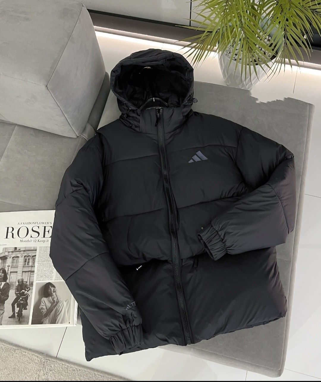 пуховик adidas,пуховик мужской adidas,мужская зимняя куртка adidas,куртка adidas зимняя,пуховики мужские