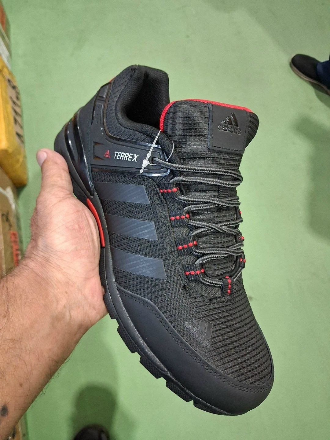 кроссовки адидас терекс мужские,кроссовки adidas мужские,кроссовки adidas,кроссовки мужские adidas terrex,зимние кроссовки adidas terrex