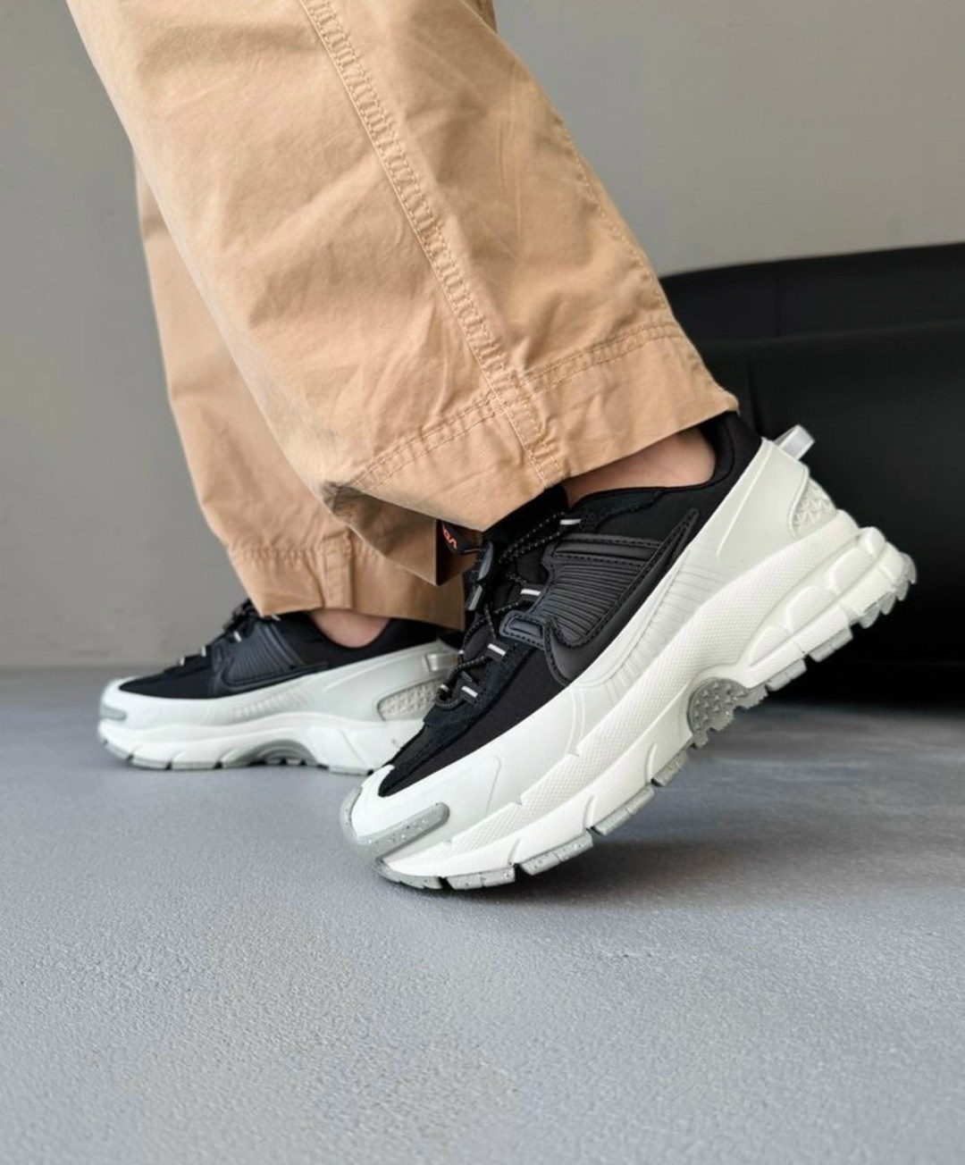 nike zoom vomero 5 roam black light silver fv2295-001,кроссовки nike zoom vomero 5 roam,,кроссовки nike air zoom vomero,кроссовки беговые