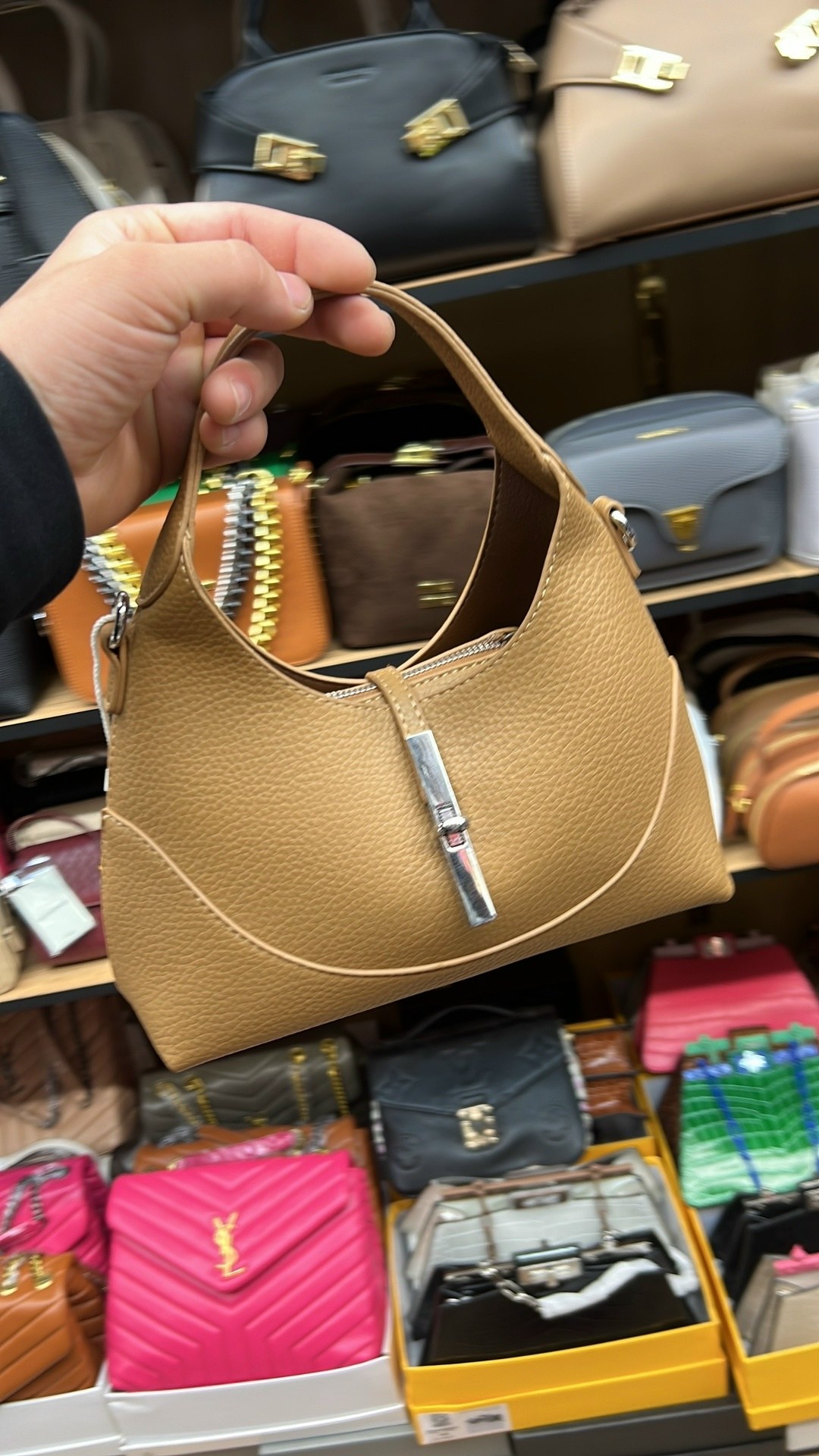 fendi сумка,сумка фенди оригинал,fendi сумка на плечо,сумка,женская сумка fendi