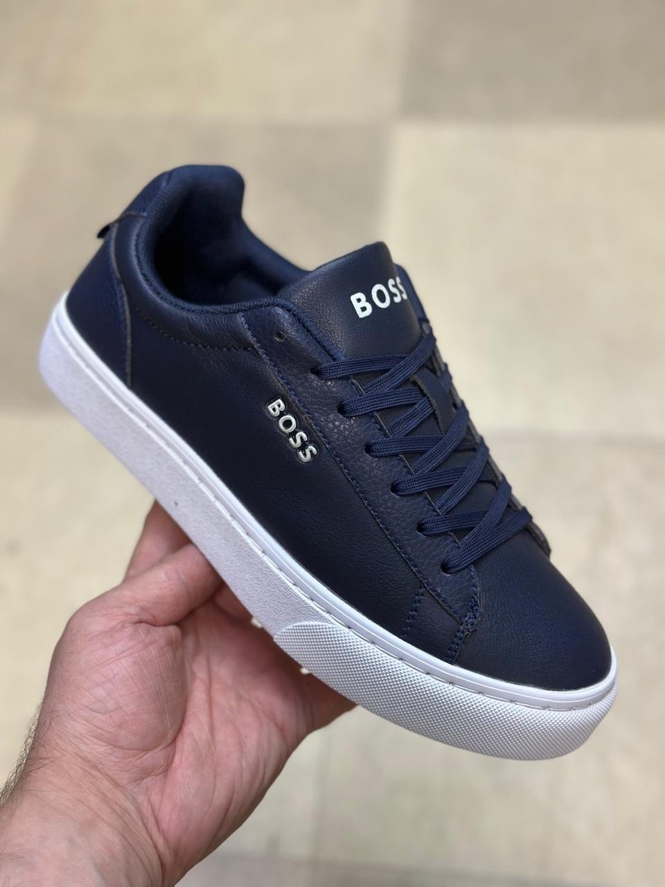 ,кроссовки boss,кроссовки boss panelled leather sneakers черный,кроссовки мужские,кроссовки boss черный