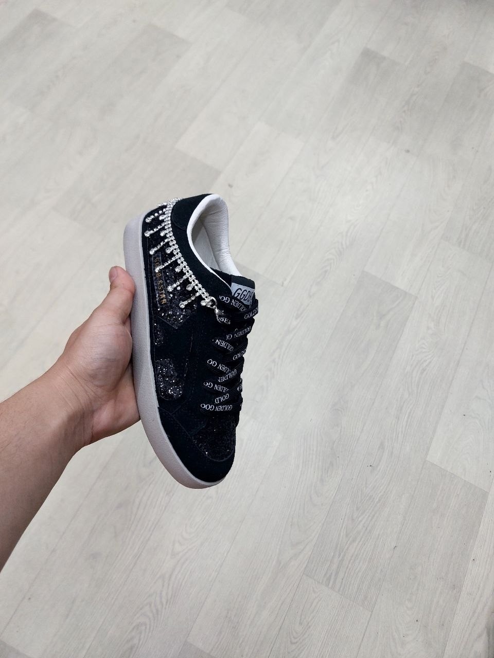 женские кеды golden goose,кеды golden goose,,кроссовки golden goose,кроссовки golden goose с пайетками на платформе