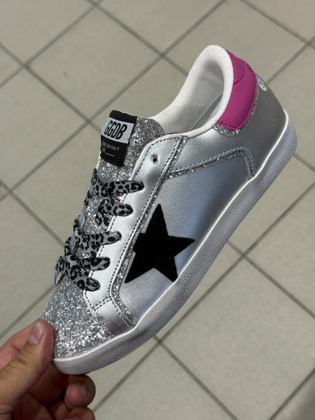 ,golden goose кеды super-star с блестками серебристый,golden goose sneakers superstar silver glitter,голден гус кеды блестящие,golden goose кеды блестящие