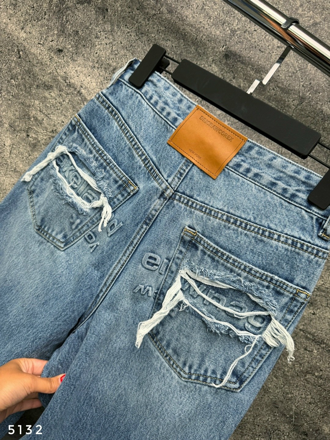 джинсы прямые,женские джинсы,джинсы balenciaga,широкие джинсы,джинсы широкие женские