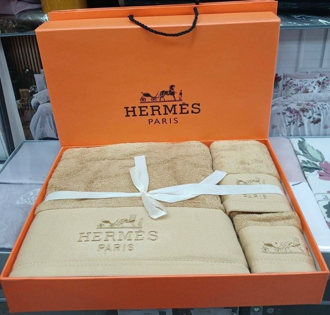 полотенца hermes,полотенце хермес,полотенца для ванной,полотенца гермес,белые полотенца
