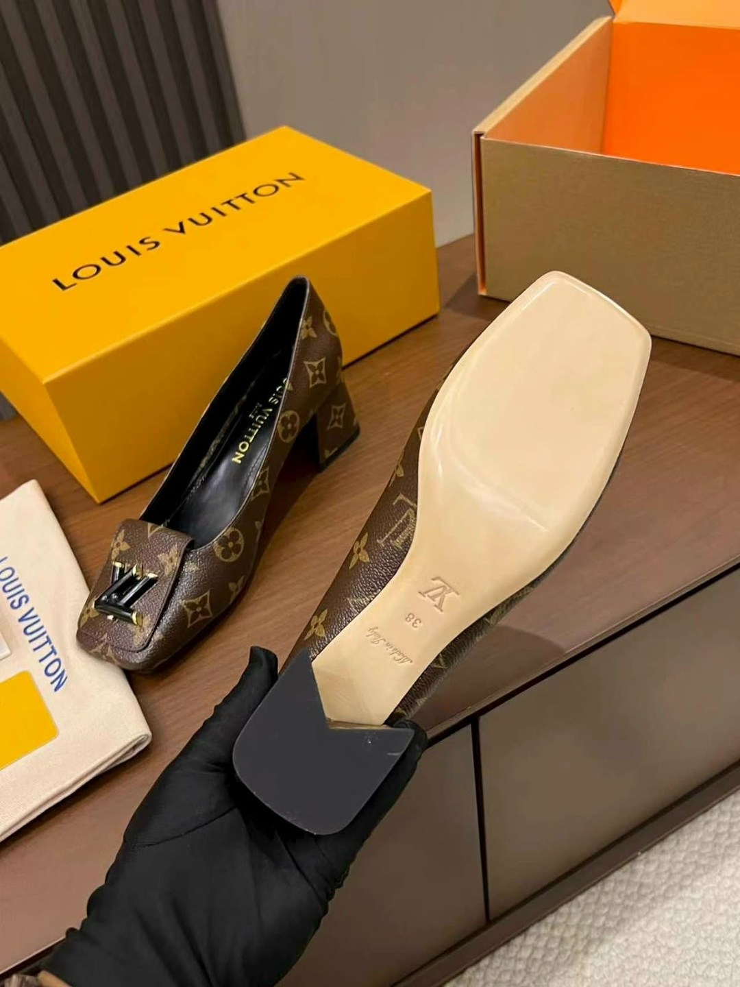 туфли louis vuitton,louis vuitton женские туфли на высоком каблуке,туфли женские,,туфли луи виттон
