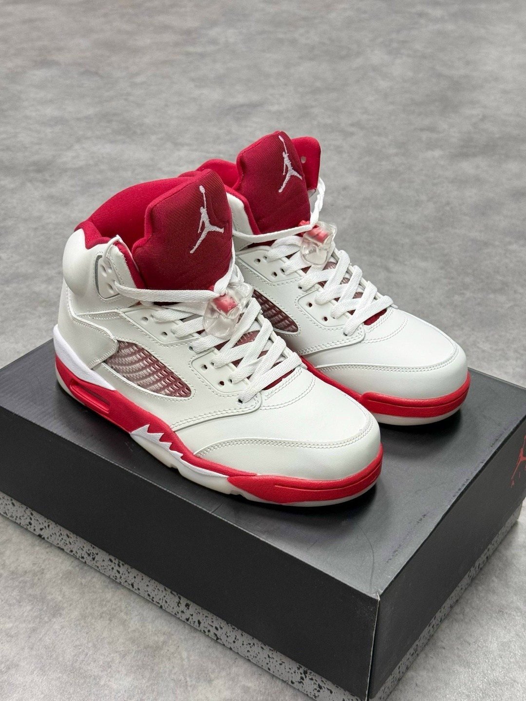 nike air jordan 5 retro,кроссовки air jordan 5 retro gs pink foam,кроссовки air jordan 5 retro,nike air jordan 5,jordan 5 red