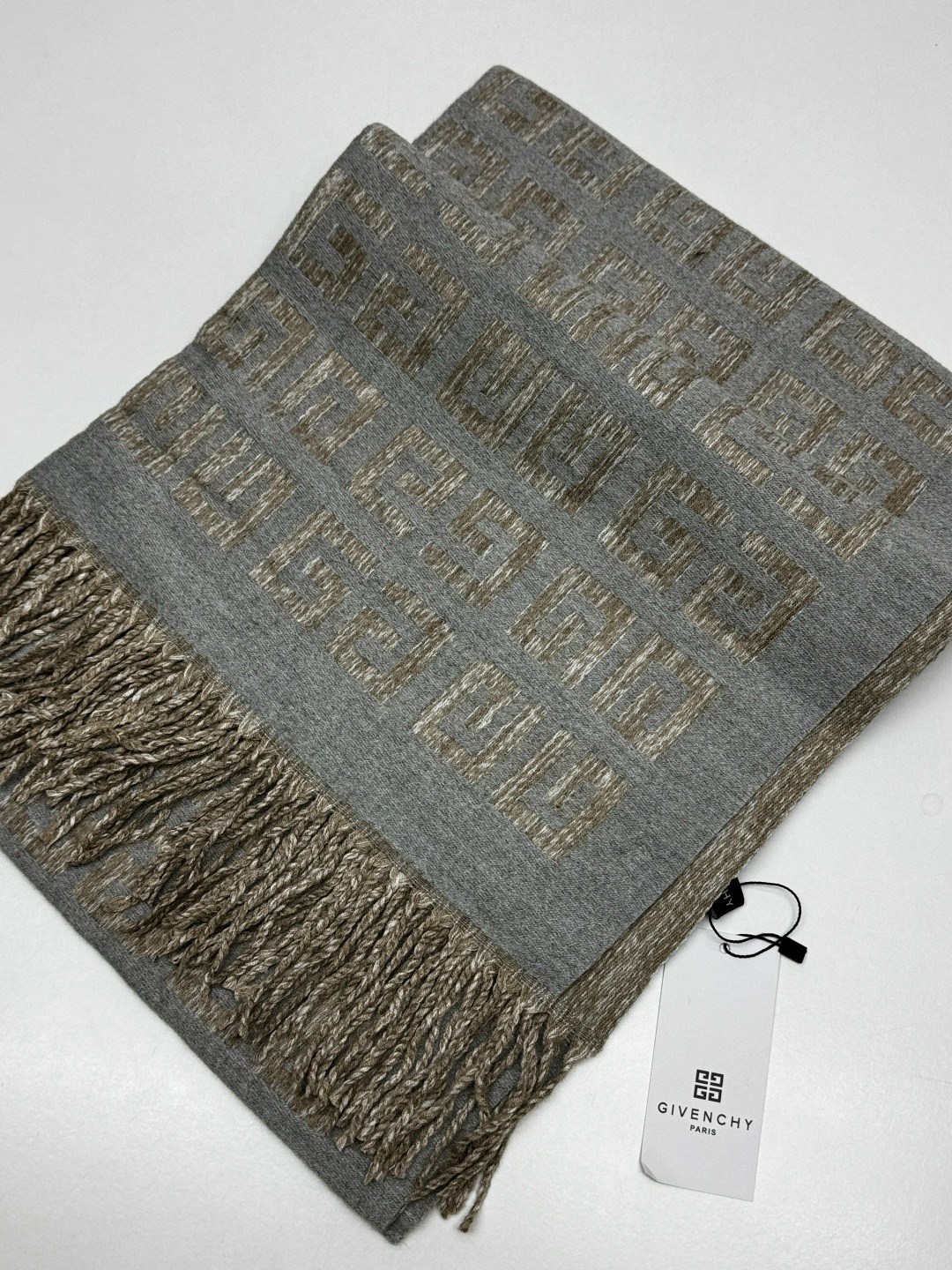 шарф fendi,шарф фенди,палантин fendi,шарфы для женщин,шарф