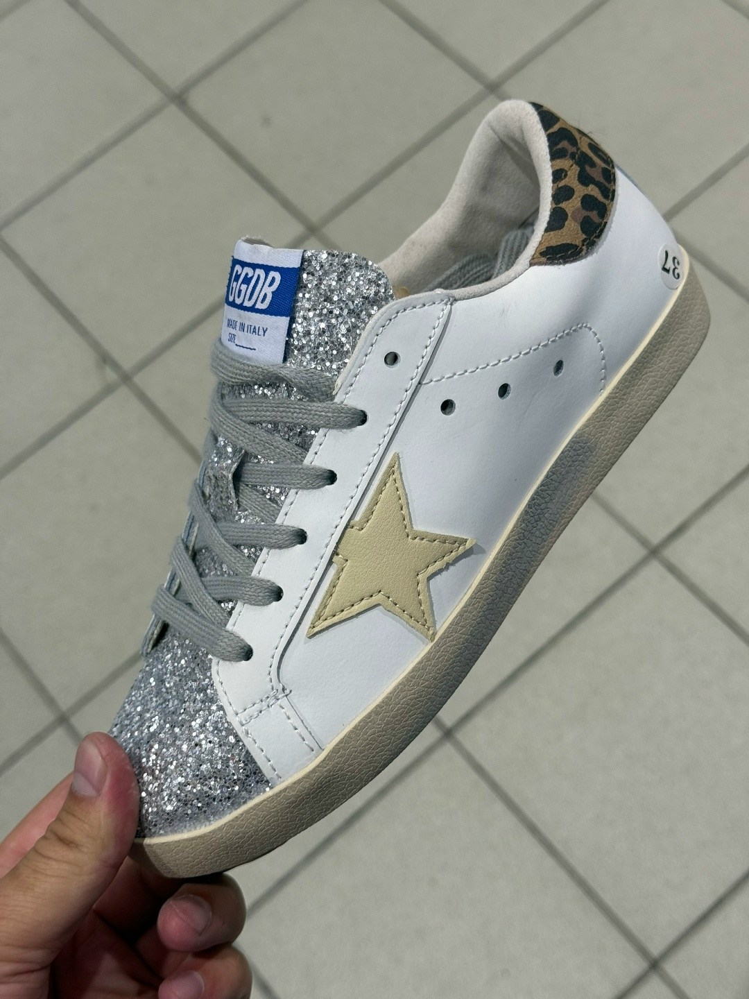 ,golden goose кеды super-star с блестками серебристый,golden goose sneakers superstar silver glitter,голден гус кеды блестящие,golden goose кеды блестящие