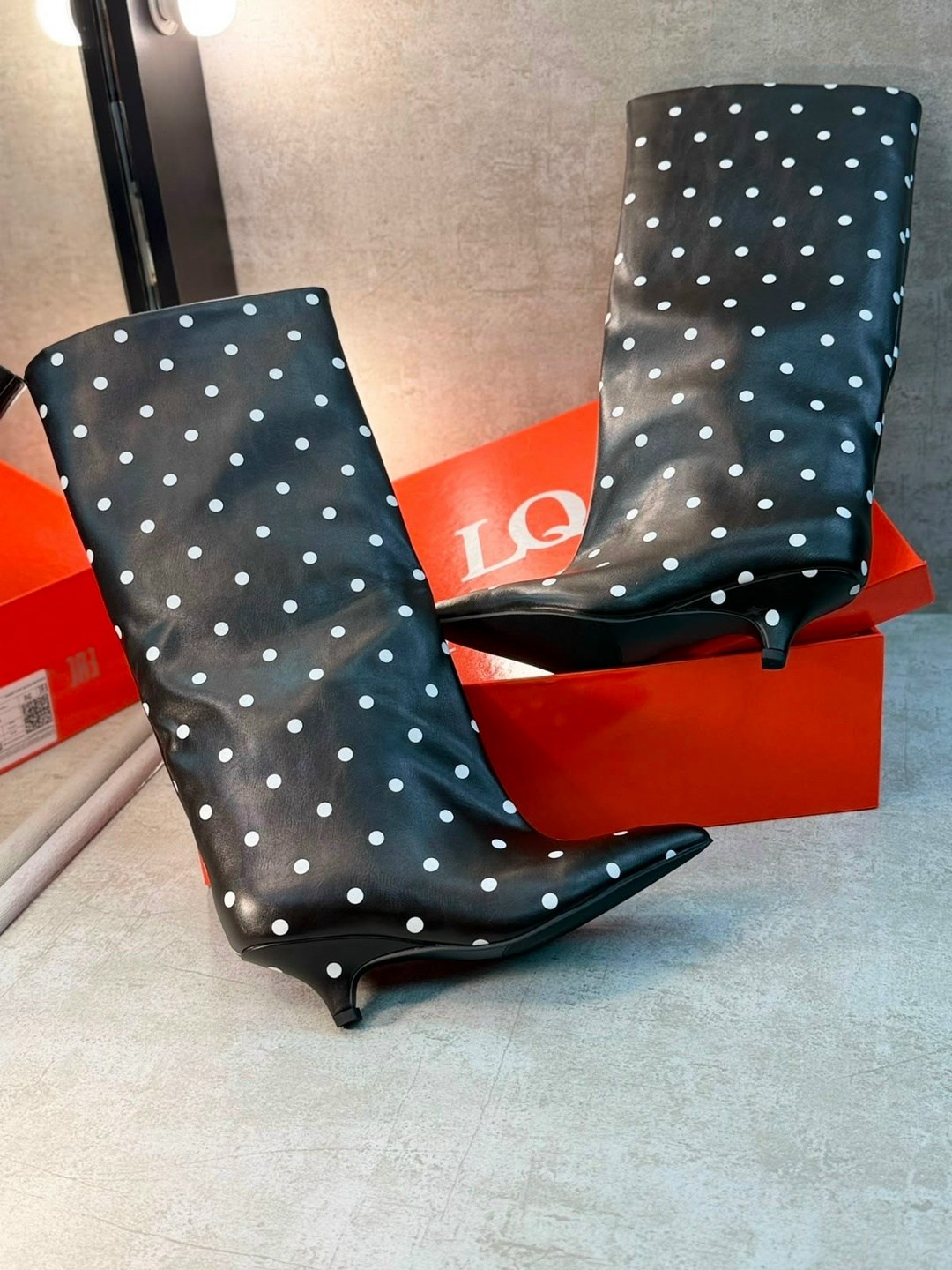 ,сапоги,женские сапоги,элегантные сапоги,сапоги короткие