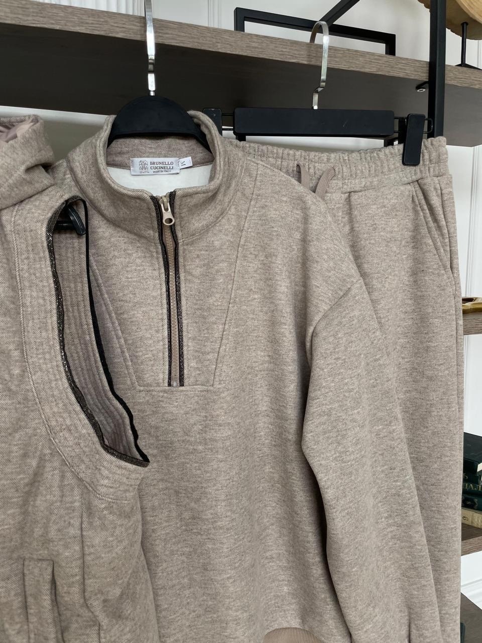 костюм brunello cucinelli,костюм женский тройка,спортивный костюм brunello cucinelli,костюм тройка,теплый костюм тройка