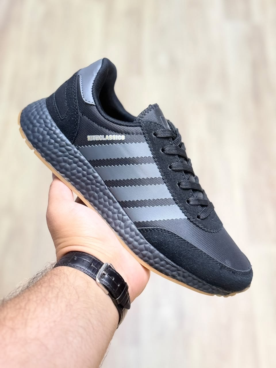кроссовки мужские adidas iniki runner boost чёрные,мужские кроссовки adidas,кроссовки adidas,кроссовки adidas iniki,
