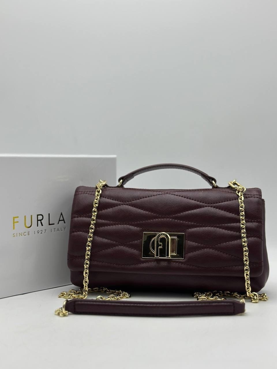 женская сумка furla,сумка,furla сумка,женская сумка,сумка через плечо с цепочкой furla