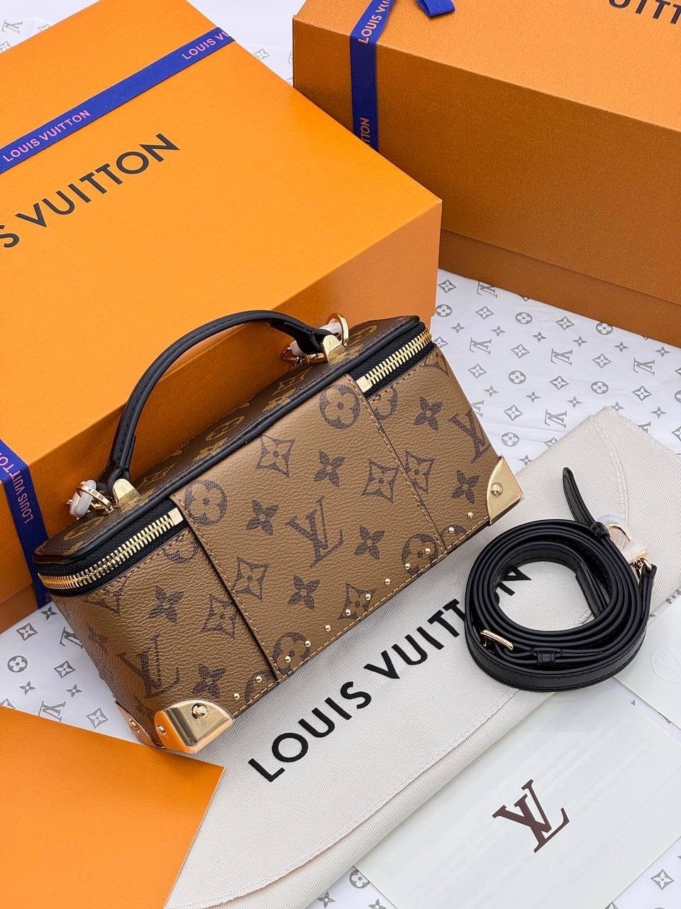 женская сумка louis vuitton,louis vuitton сумка на плечо,сумка louis vuitton,модная женская сумка,сумка женская брендовая