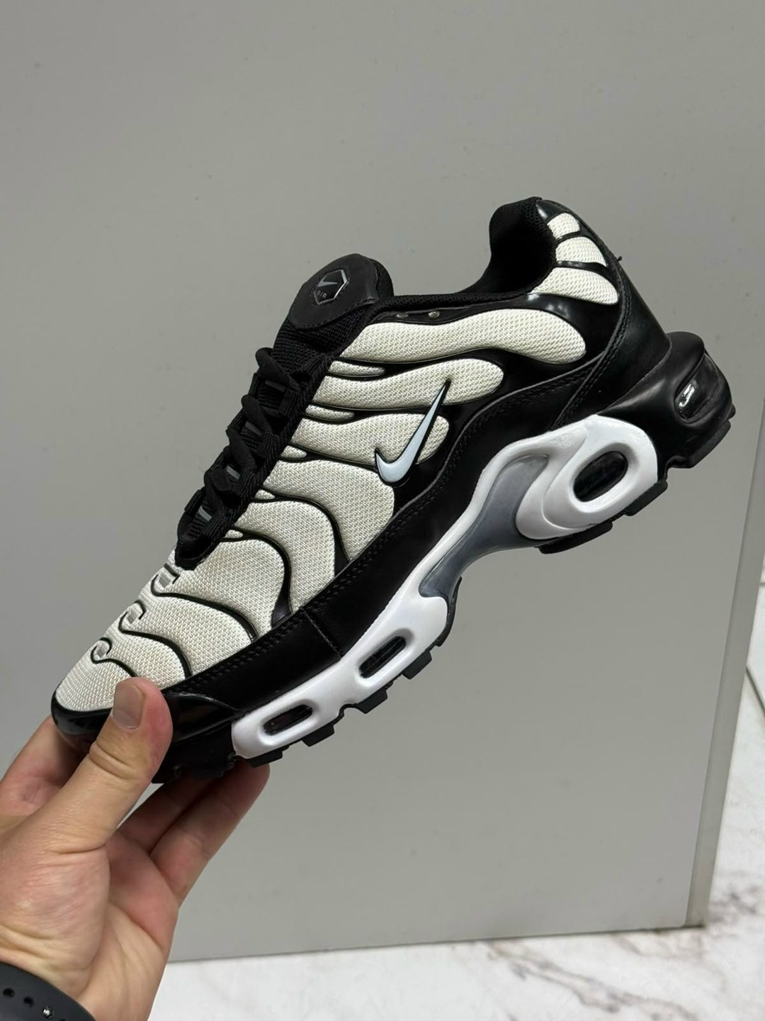 кроссовки nike air max tn plus,nike air max tn plus,кроссовки nike air max plus tn triple white,кроссовки nike air max plus tn plus белые,nike air max plus tn white