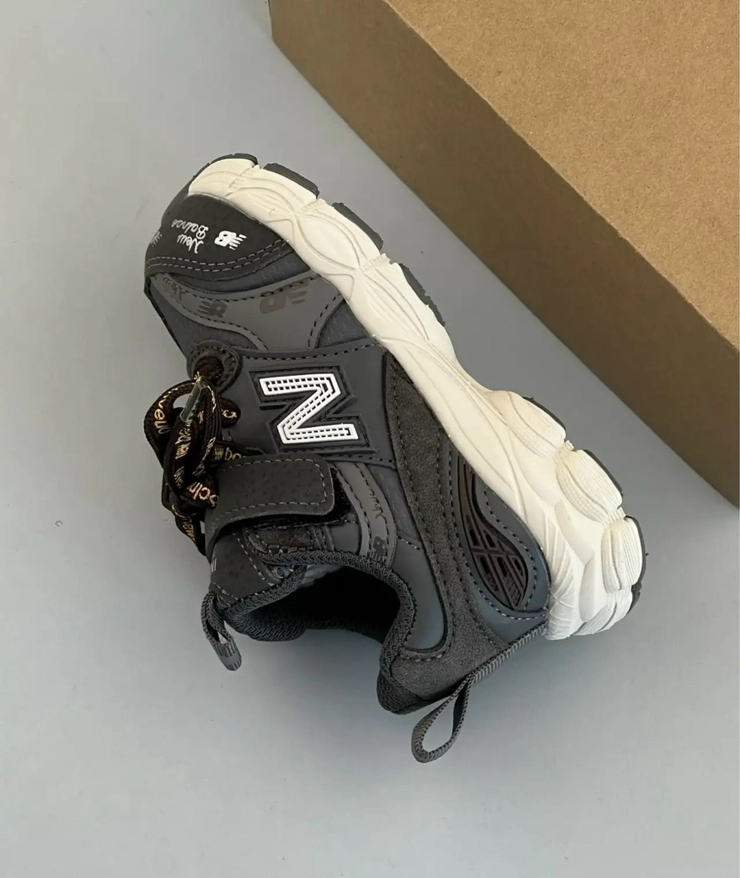 кроссовки,кроссовки new balance,детские кроссовки, спортивная,повседневные кроссовки