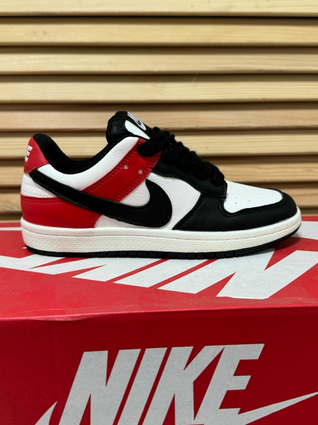 кроссовки,черные кроссовки,,кроссовки nike court borough low 2 gs,черные кеды nike court