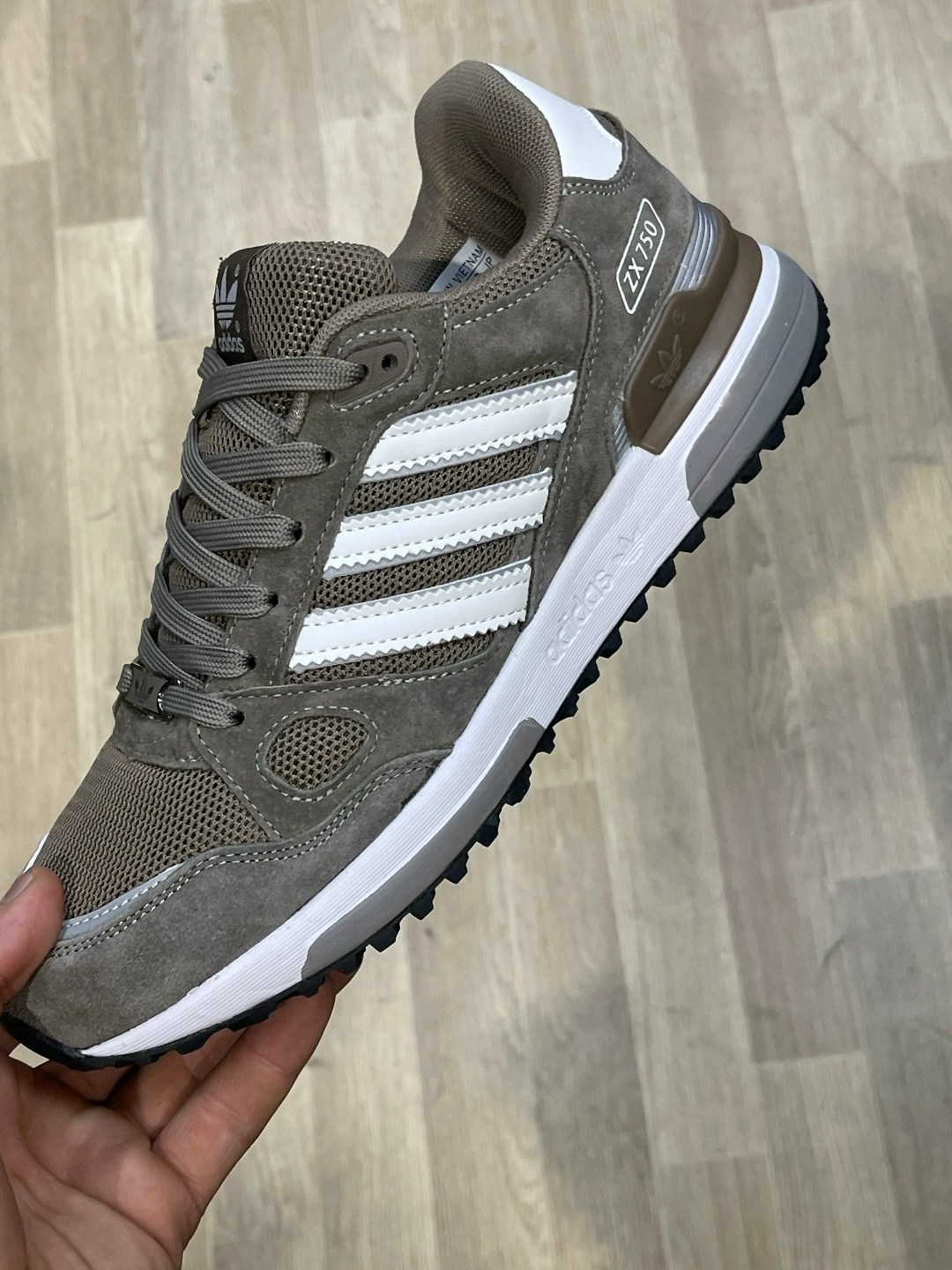 кроссовки adidas zx 750,zx 750 adidas,кроссовки adidas,кроссовки мужские adidas,кроссовки мужские adidas zx 750