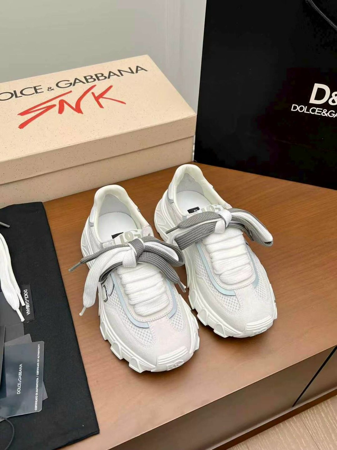 dolce & gabbana кроссовки,кроссовки женские dolce gabbana,кроссовки dolce gabbana dolce gabbana,кроссовки дольче габбана,кроссовки мужские женские  dolce&gabbana