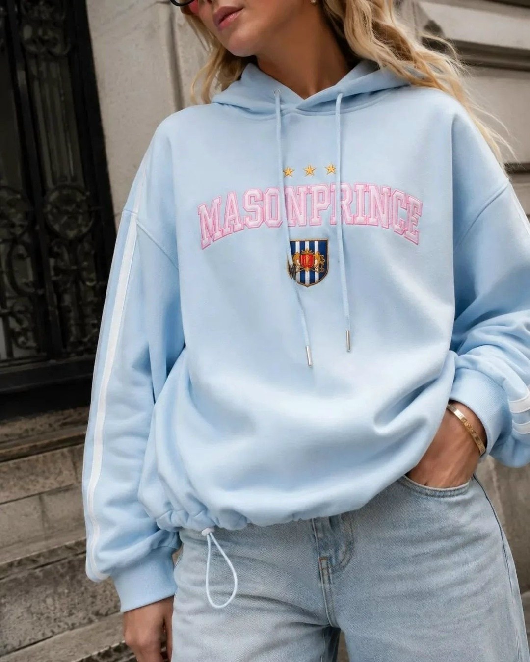 blue sweatshirt,кэжуал одежда,уличный стиль,оверсайз худи,спортивные костюм