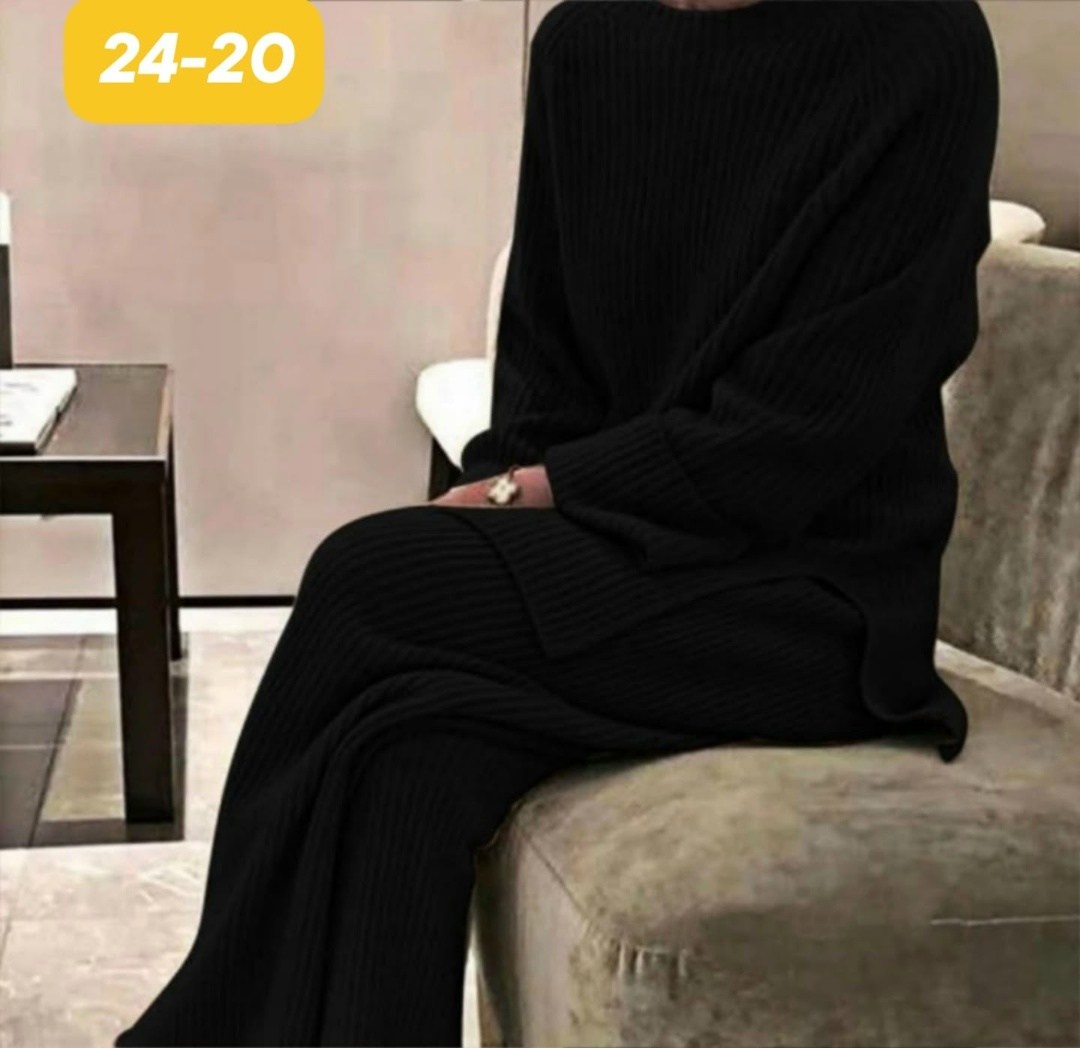 женский трикотажный костюм из двух предметов,женский трикотажный костюм,женский вязаный костюм,вязаные костюмы,трикотажный костюм