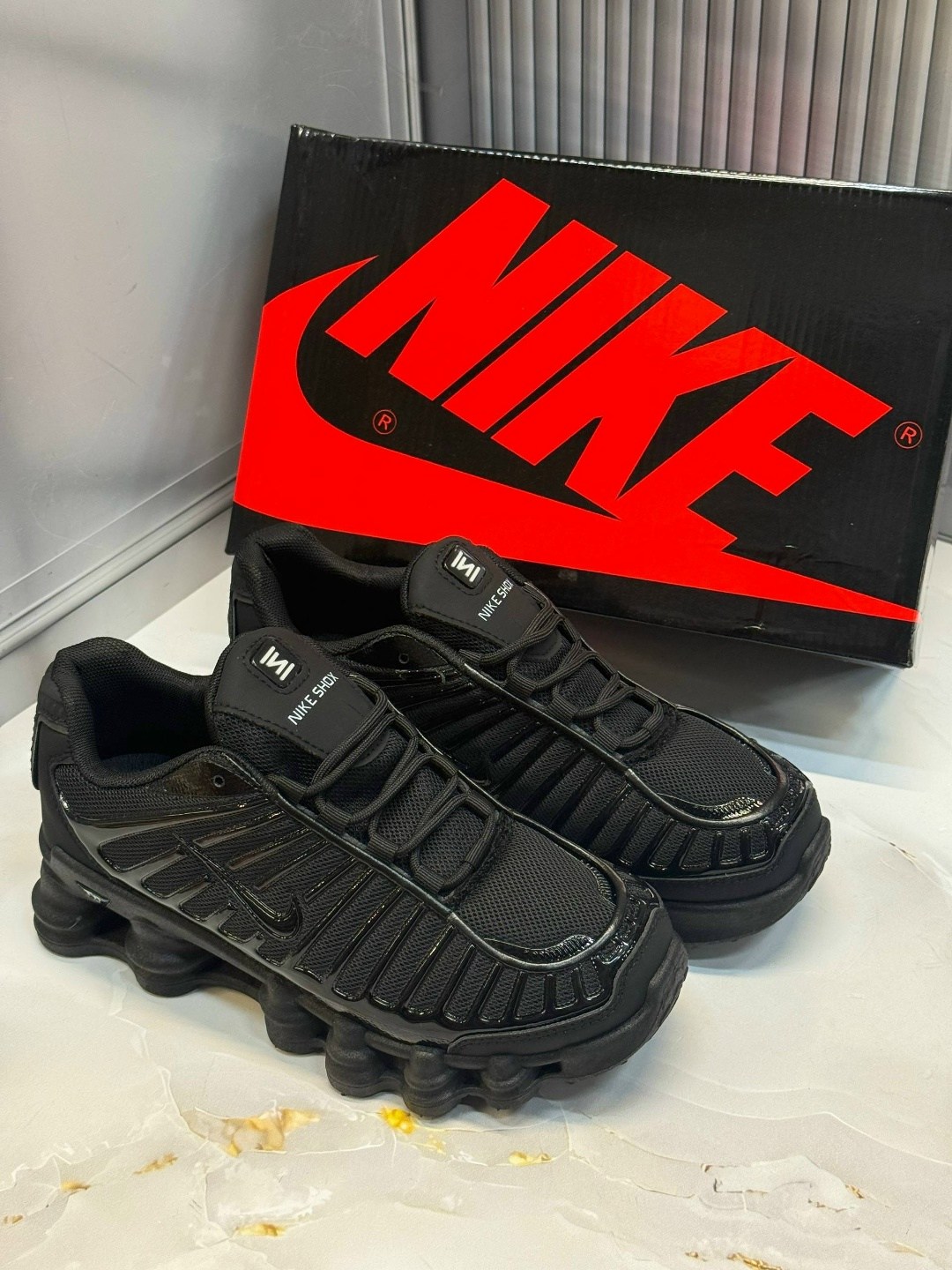 nike shox tl "white metallic silver" кроссовки,nike shox tl white metallic silver,кроссовки nike shox tl,кроссовки nike shox tl для бега белые мужские женские,кроссовки мужской nike