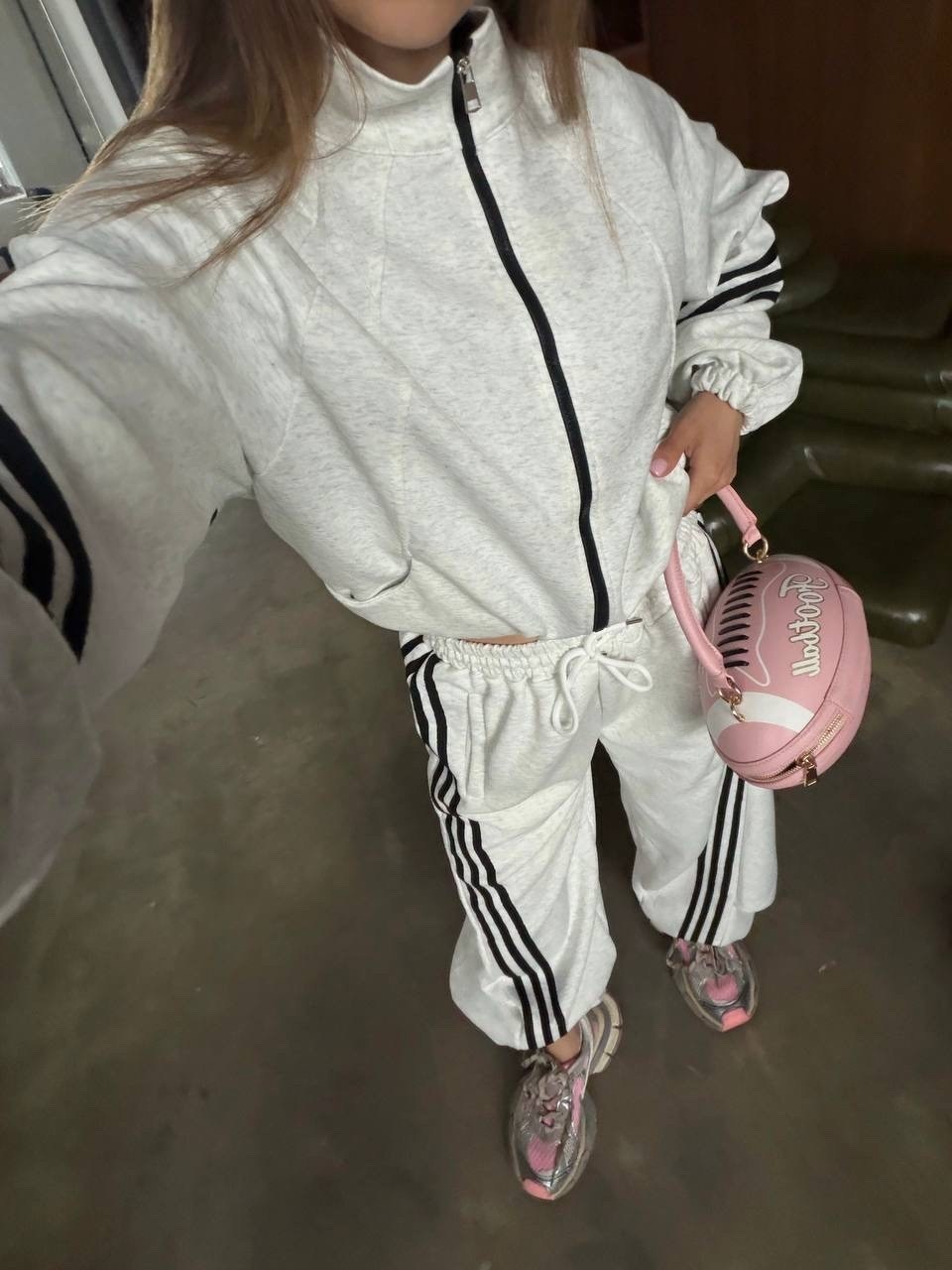 женский спортивный костюм,спортивный костюм,женский костюм,спортивный костюм стильный,стильные женские костюмы