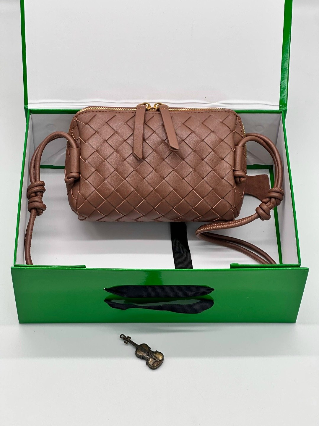 женская сумка bottega veneta,bottega veneta сумка,сумка,модная сумка,кожаная сумка