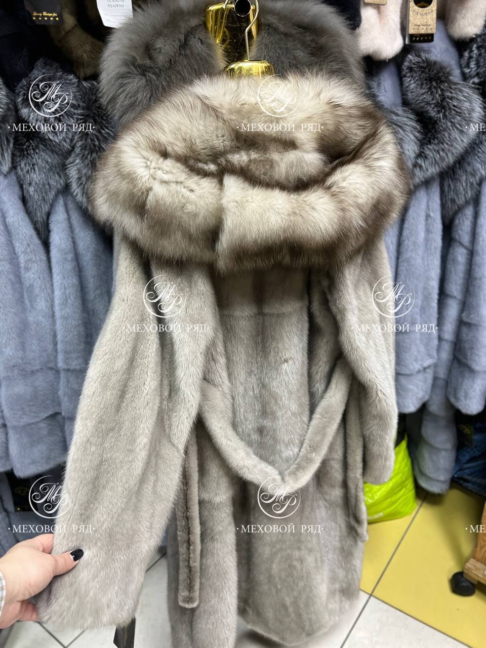 шуба норковая nafa с капюшоном из соболя,шуба норковая,шуба норковая с капюшоном,шуба норка,шуба