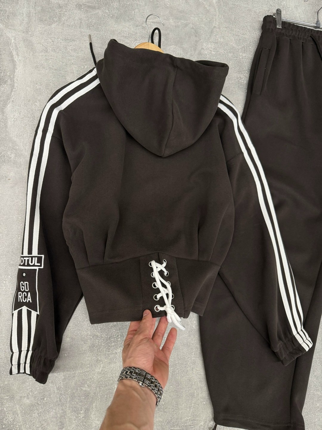 костюм спортивный адидас,спортивный костюм adidas,спортивный костюм,мужской спортивный костюм,женский костюм