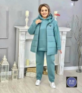 Костюм