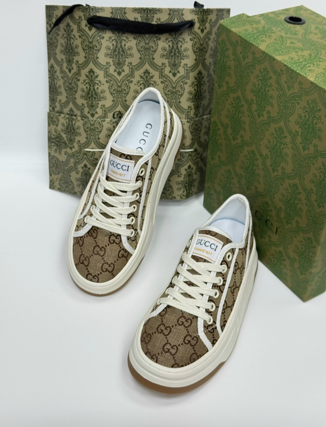 gucci кроссовки женские,,кроссовки gucci,кеды gucci,кроссовки гуччи женские