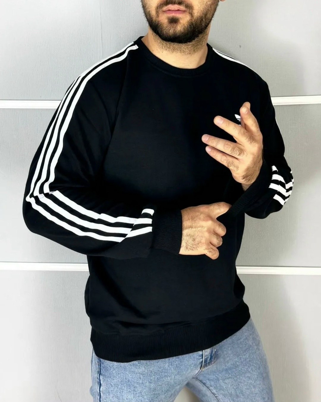 свитшот адидас,свитшот адидас мужской черный,свитшот adidas,свитшот мужской adidas,свитшот adidas essentials 3 stripes