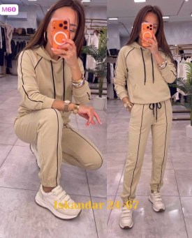Костюм
