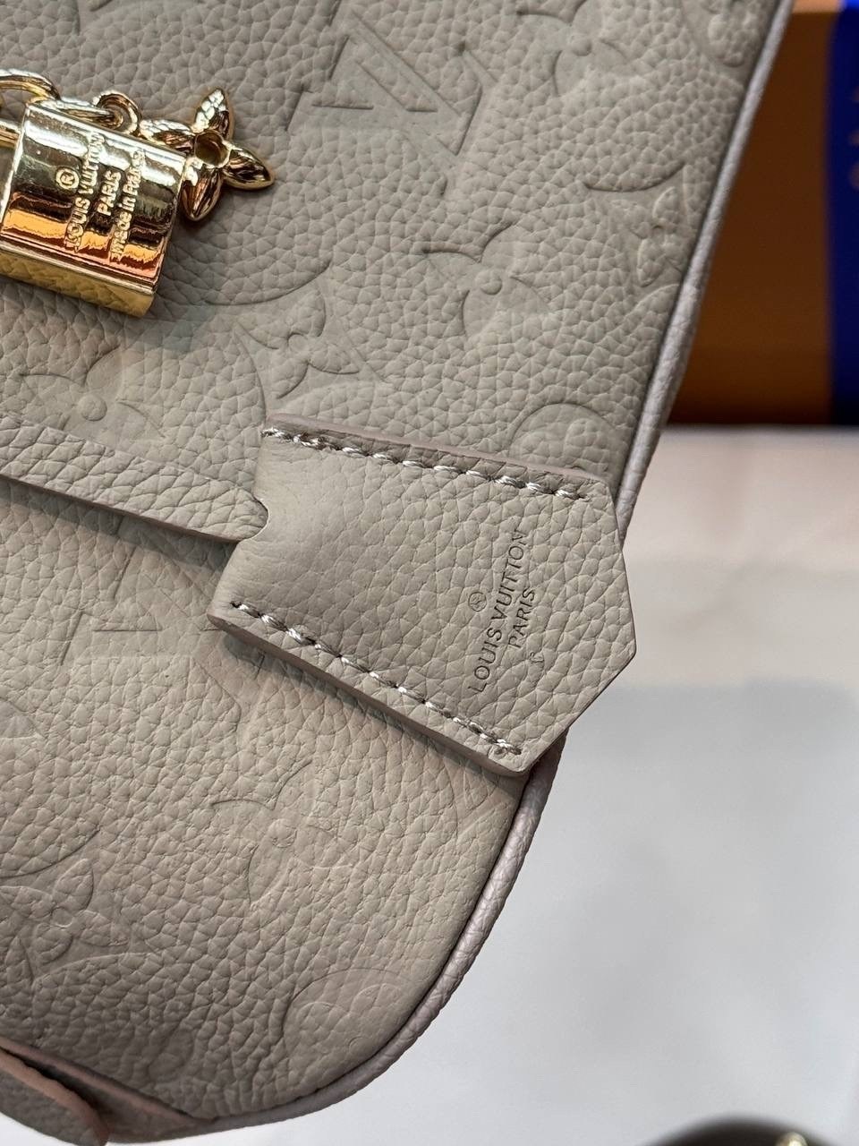 женская сумка louis vuitton,сумкa louis vuitton,сумка louis vuitton в форме ракушки,сумка луи виттон,женская сумка louis vuitton alma