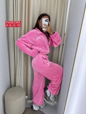 Костюм