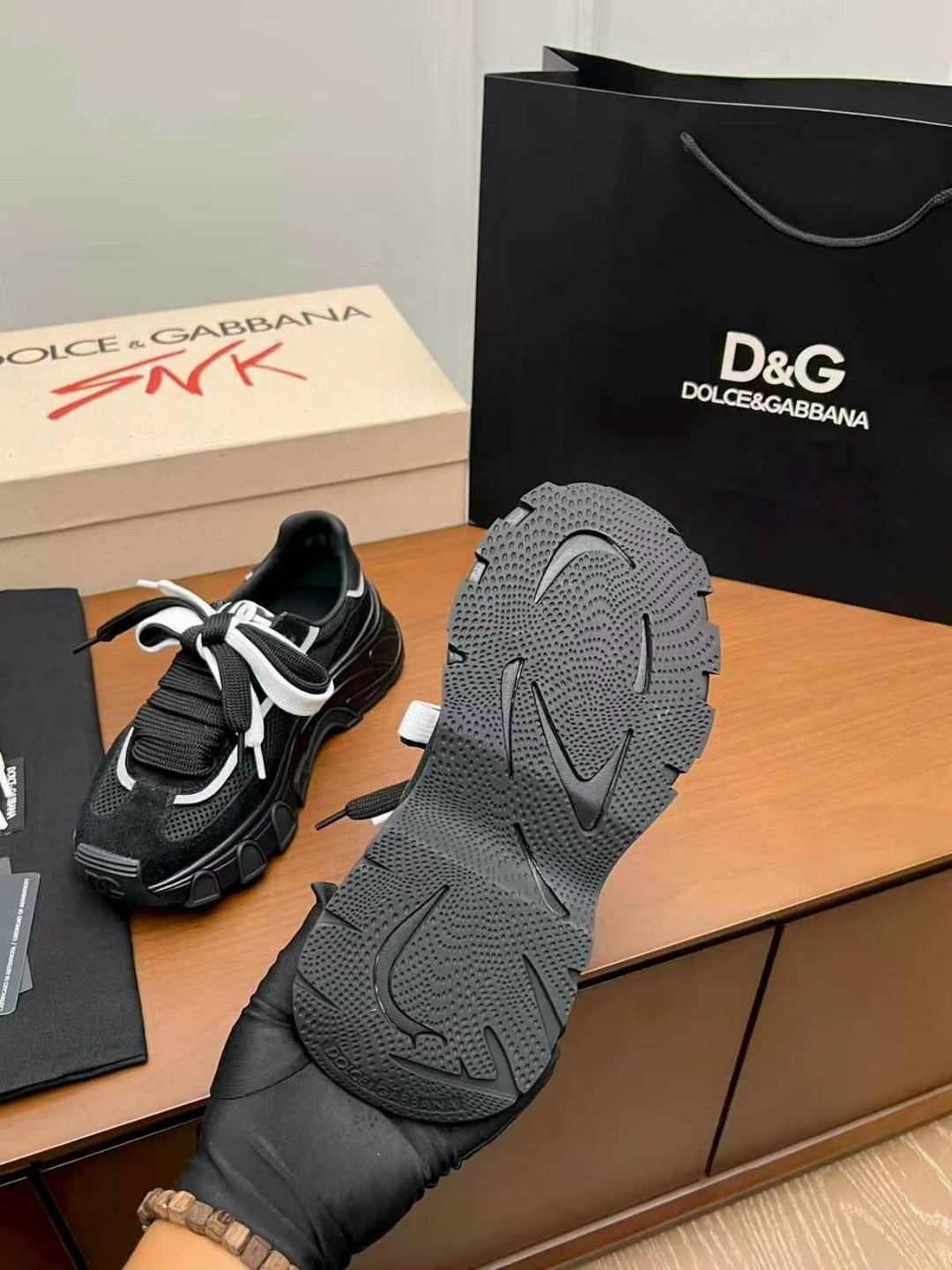 dolce & gabbana кроссовки,кроссовки женские dolce gabbana,кроссовки dolce gabbana dolce gabbana,кроссовки дольче габбана,кроссовки мужские женские  dolce&gabbana