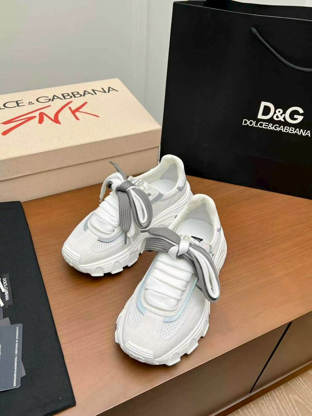 dolce & gabbana кроссовки,кроссовки женские dolce gabbana,кроссовки dolce gabbana dolce gabbana,кроссовки дольче габбана,кроссовки мужские женские  dolce&gabbana