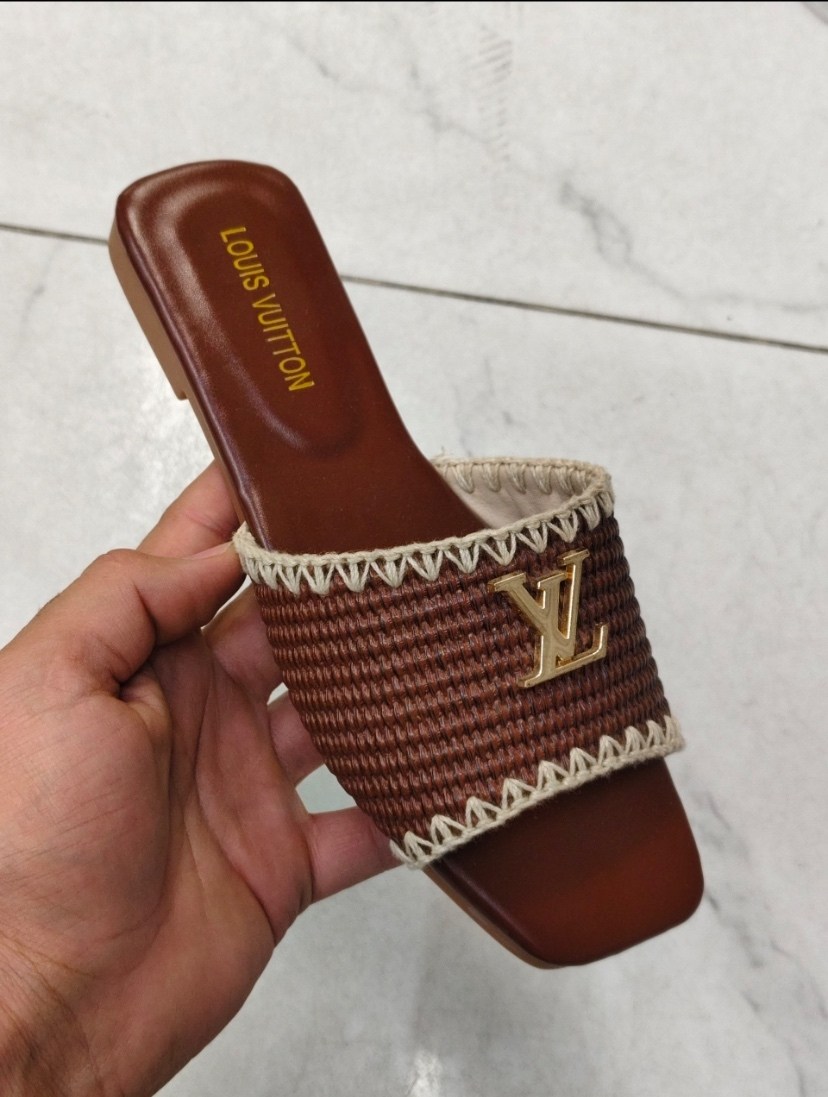шлепанцы louis vuitton,,шлепанцы женские,сандалии louis vuitton,женские шлепки