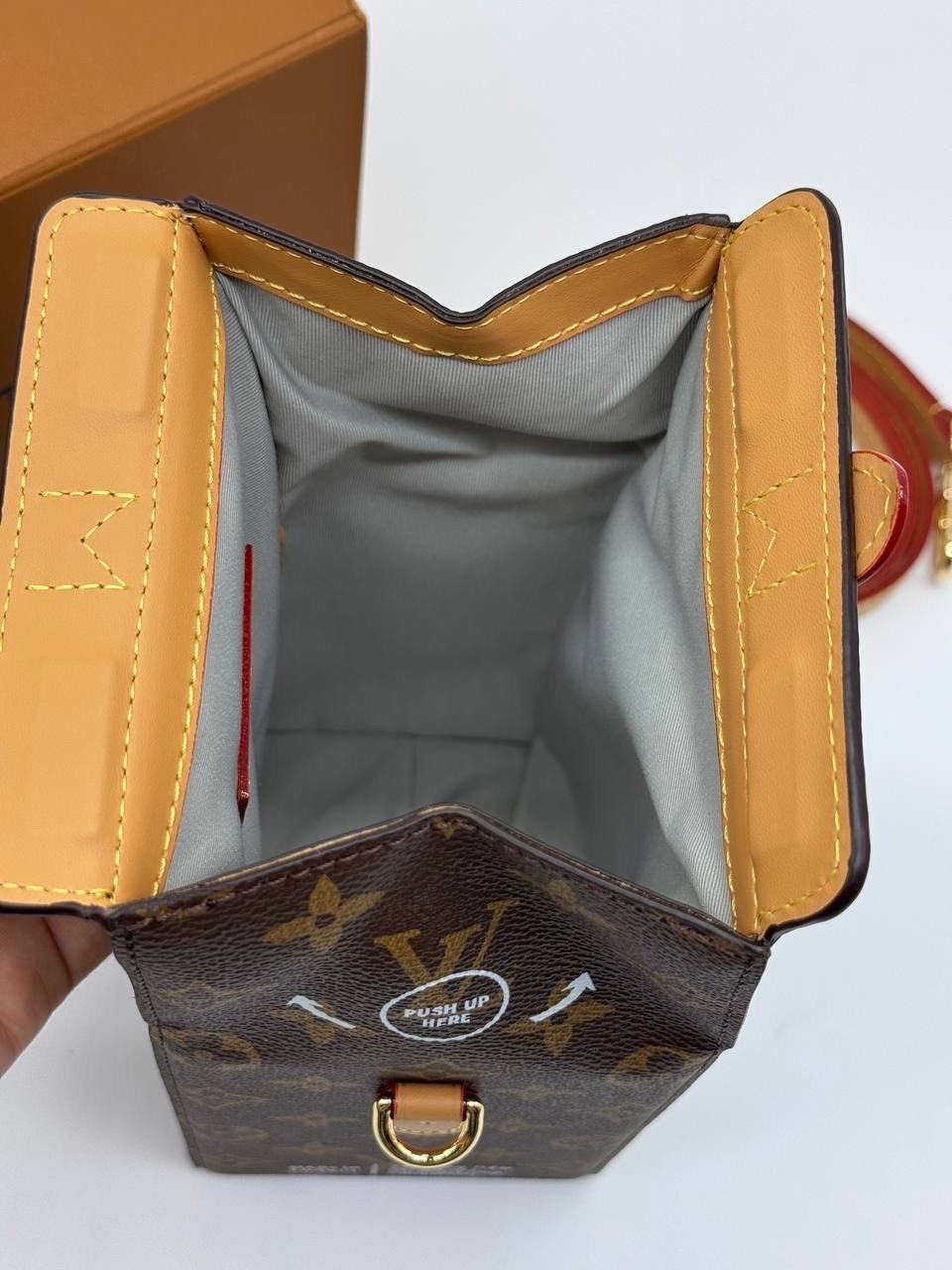 louis vuitton monogram,ошейник луи виттон,женский ремень louis vuitton,louis vuitton браслет,louis vuiton
