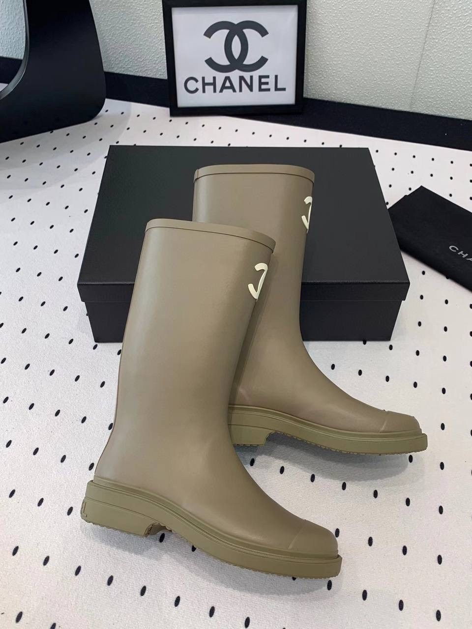 сапоги chanel,резиновые сапоги chanel,женские резиновые сапоги chanel,сапоги шанель,резиновые сапоги шанель