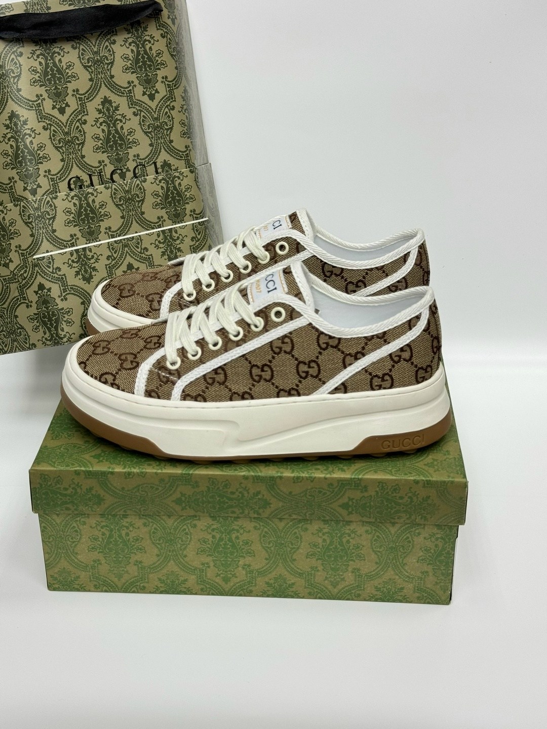 gucci кроссовки женские,,кроссовки gucci,кеды gucci,кроссовки гуччи женские