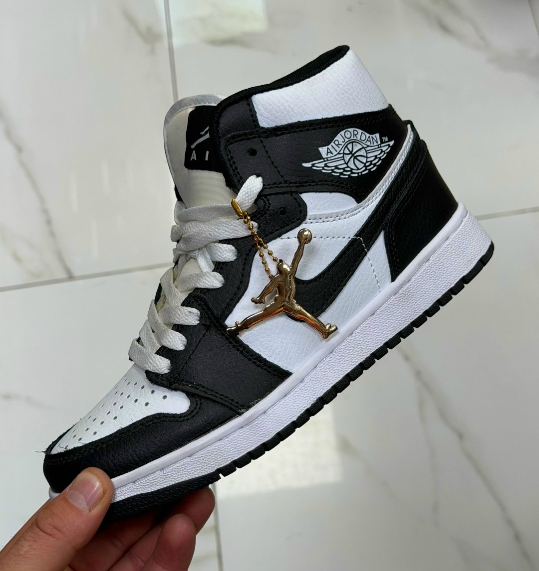 кроссовки женские nike air jordan 1,кроссовки nike air jordan 1 mid,кроссовки nike air jordan 1,nike air jordan 1 mid,кроссовки nike air jordan 1 retro