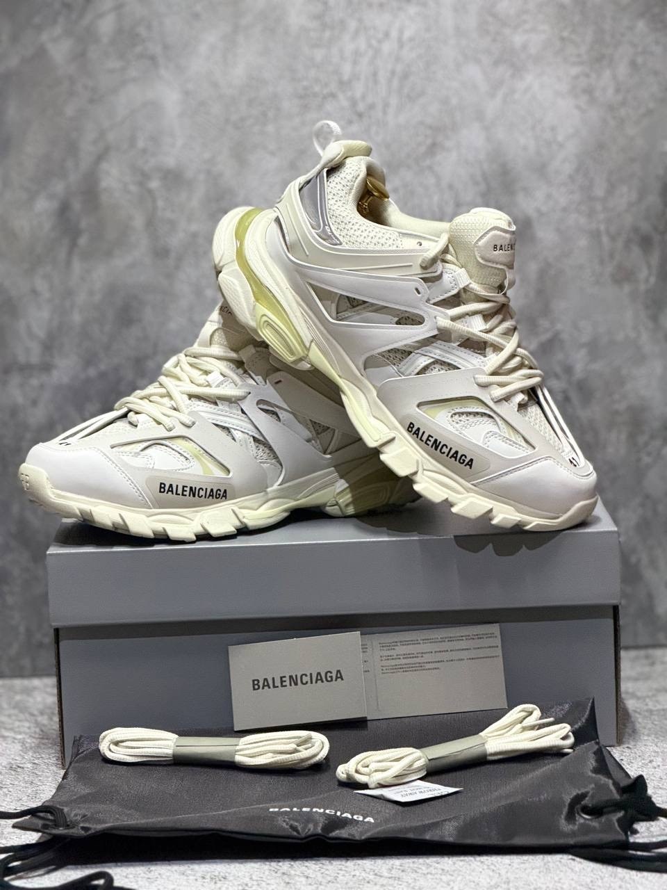 кроссовки balenciaga track,кроссовки balenciaga,кроссовки мужские "balenciaga track" р. 41-45,кроссовки balenciaga track trainers white,кроссовки баленсиага трек белые