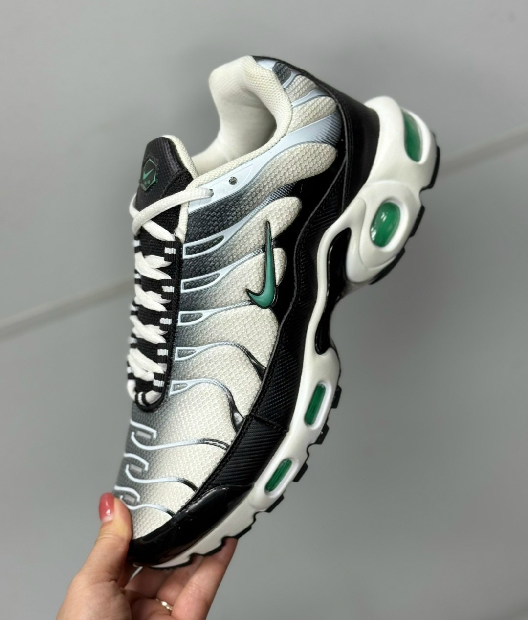 кроссовки,nike air max plus tn,кроссовки nike air max plus,nike air max plus,кроссовки для мужчин