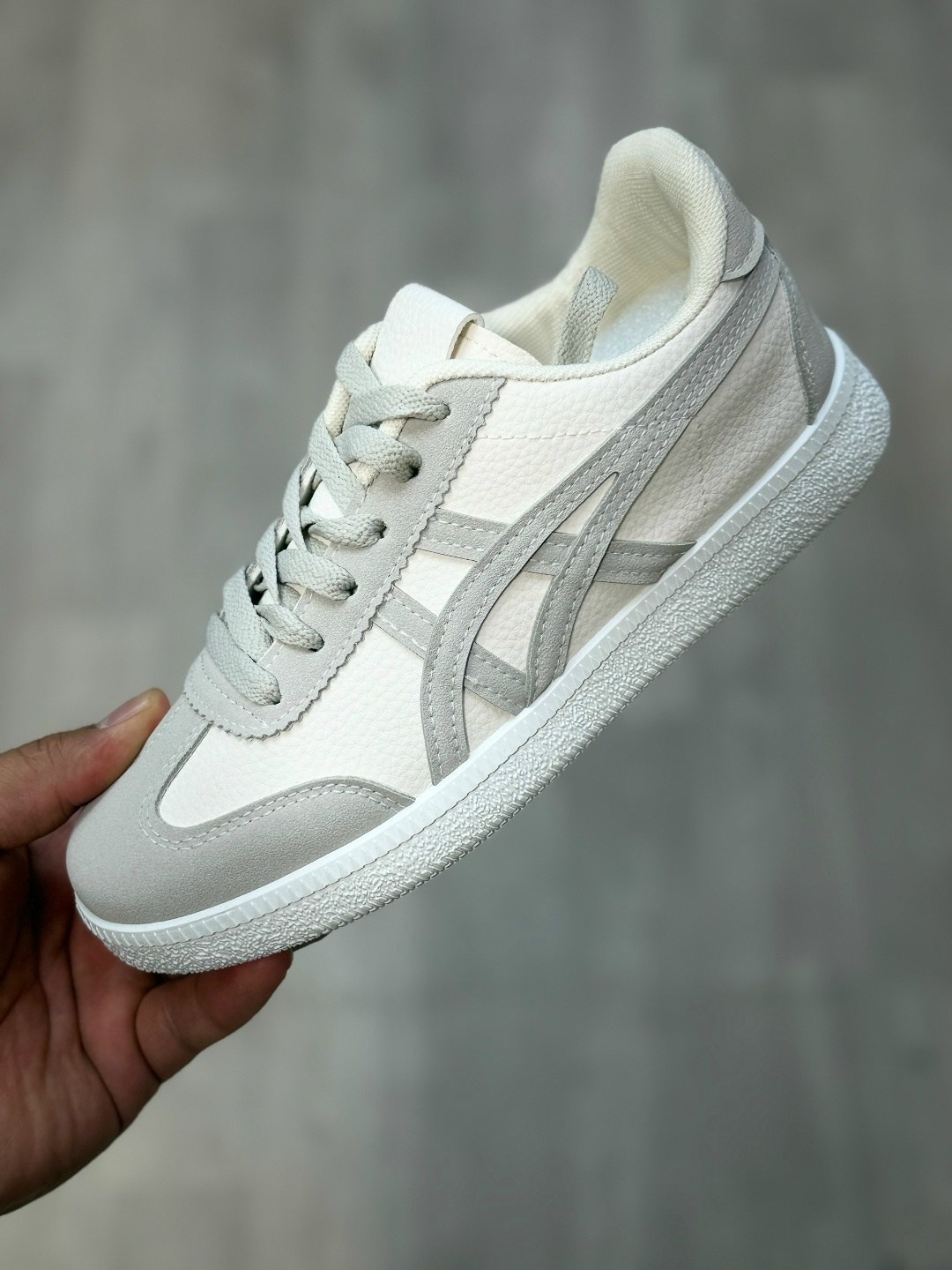 ,кроссовки onitsuka tiger,кроссовки onitsuka tiger tokuten,повседневные кроссовки,классические кроссовки