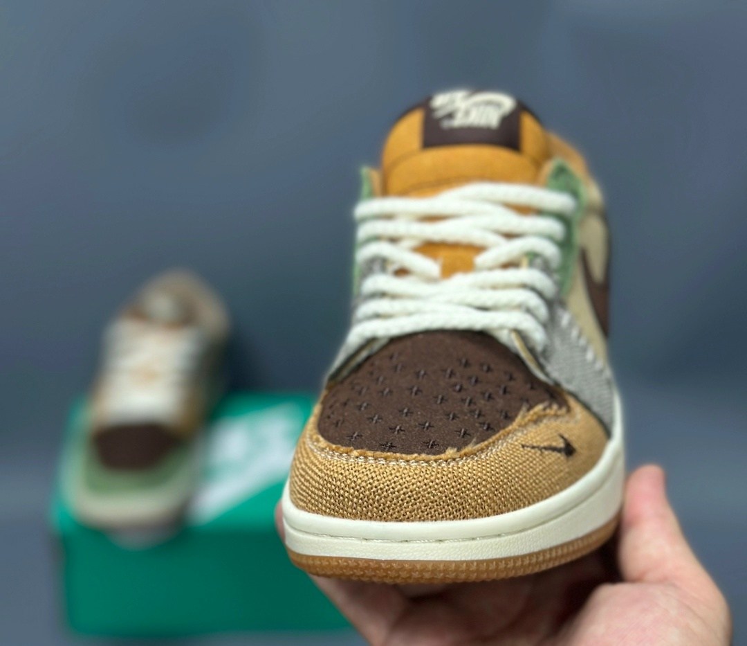 кроссовки zion williamson x air jordan 1 low og,nike air jordan 1 low x zion williamson voodoo,кроссовки nike air jordan 1 low voodoo,кроссовки женские nike sb dunk low premium lux,кроссовки кеды air