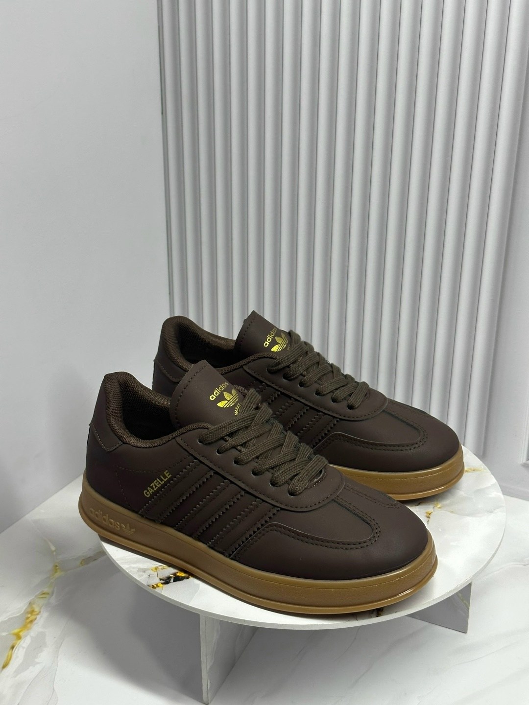 коричневые кроссовки адидас,,кроссовки adidas,adidas original,adidas city series